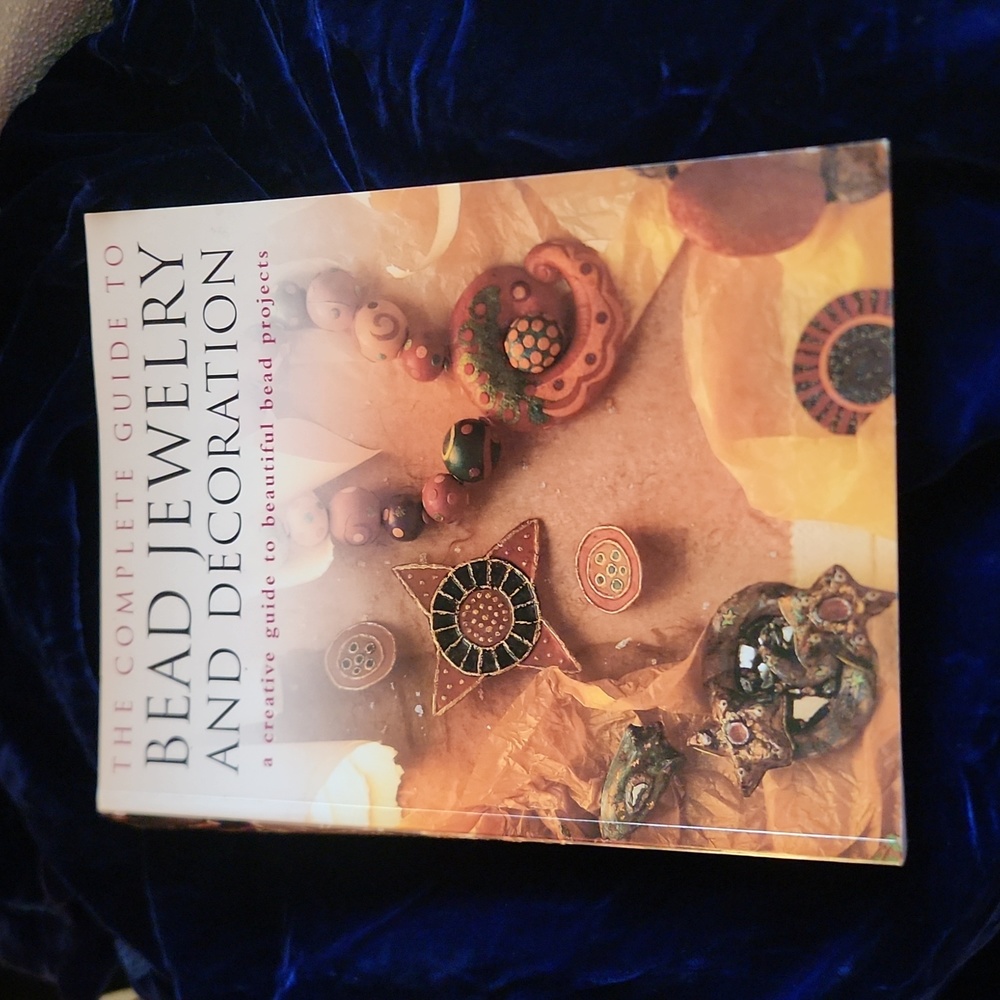 Dyi Jewelry book